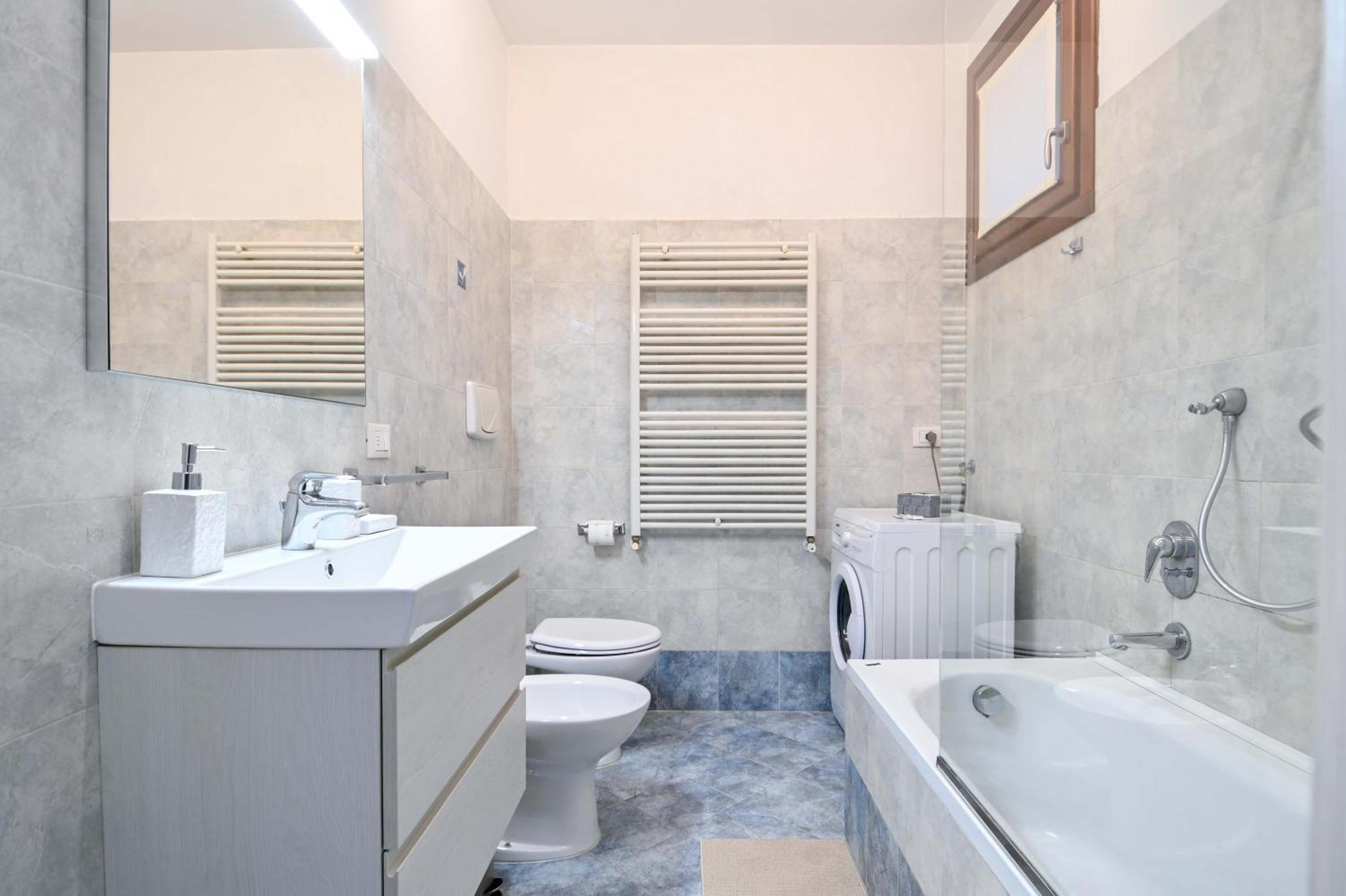 Bilocale Chic, 10 Min Aeroporto Milano-Bergamo, Box Auto E Aria Condizionata Apartamento Seriate Exterior foto