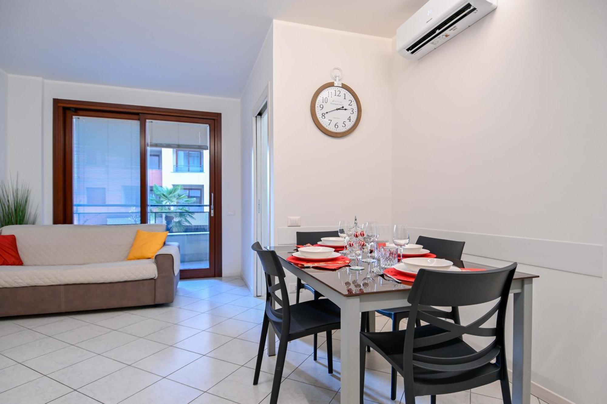 Bilocale Chic, 10 Min Aeroporto Milano-Bergamo, Box Auto E Aria Condizionata Apartamento Seriate Exterior foto