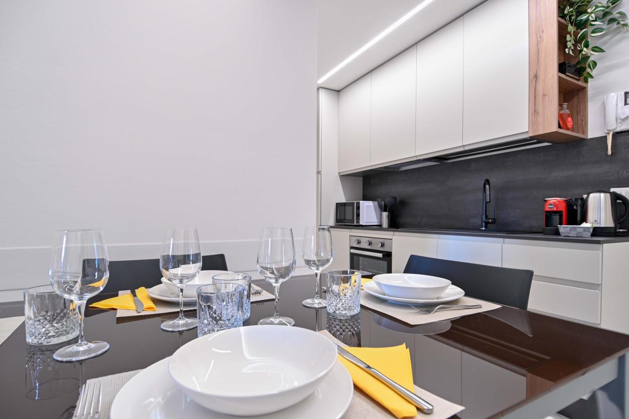 Bilocale Chic, 10 Min Aeroporto Milano-Bergamo, Box Auto E Aria Condizionata Apartamento Seriate Exterior foto